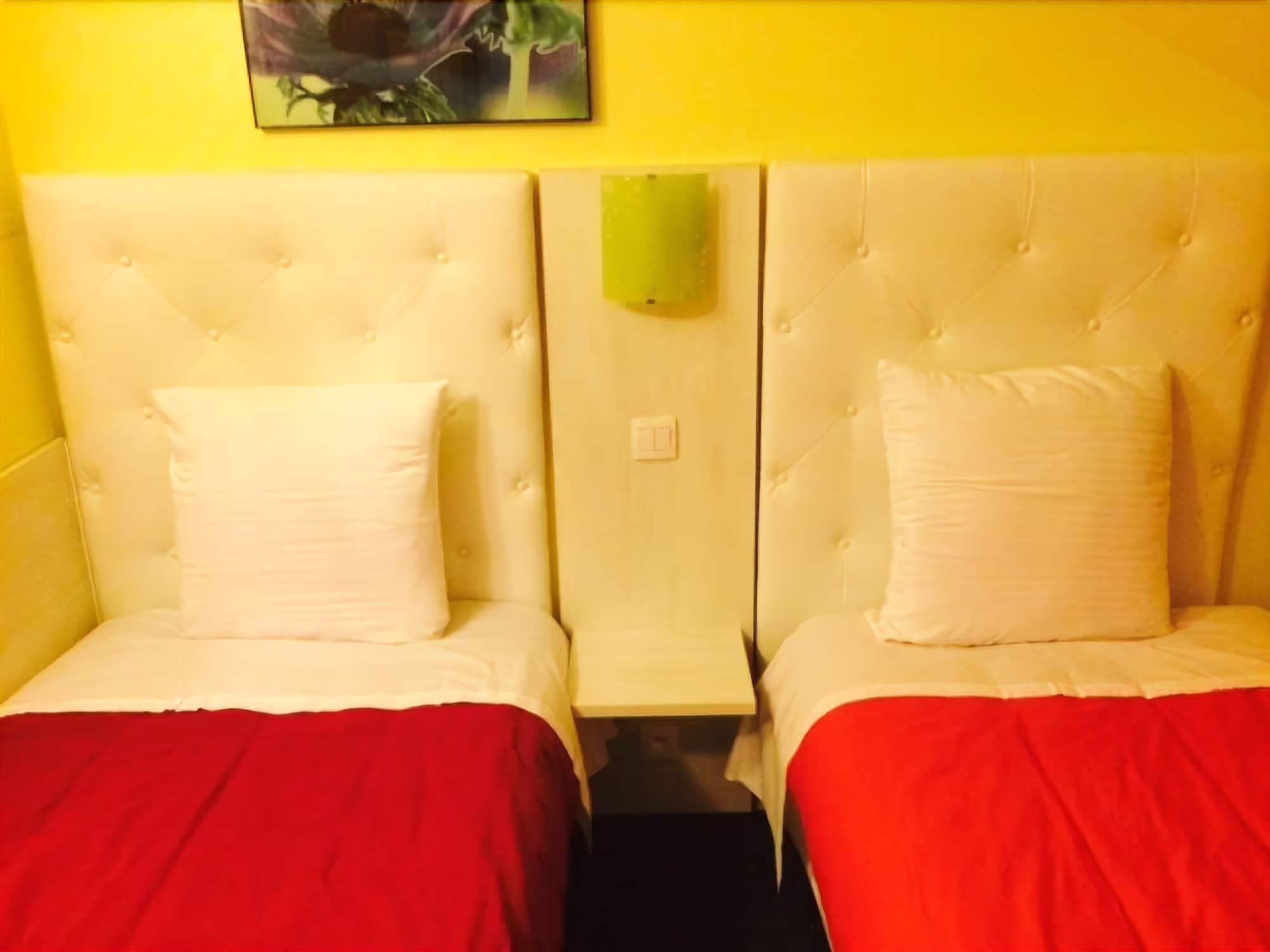 סן-קלוד Hotel Rythme מראה חיצוני תמונה