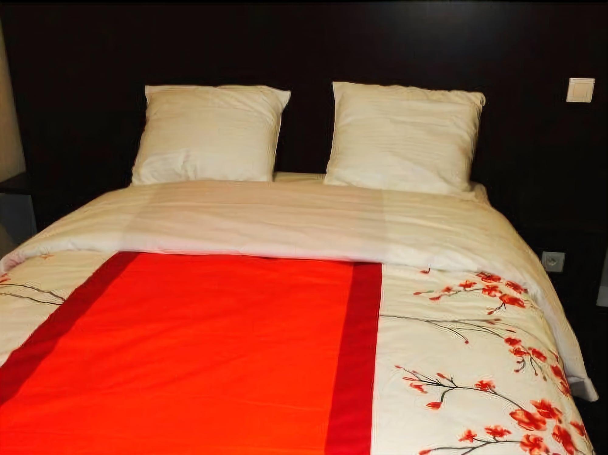 סן-קלוד Hotel Rythme מראה חיצוני תמונה
