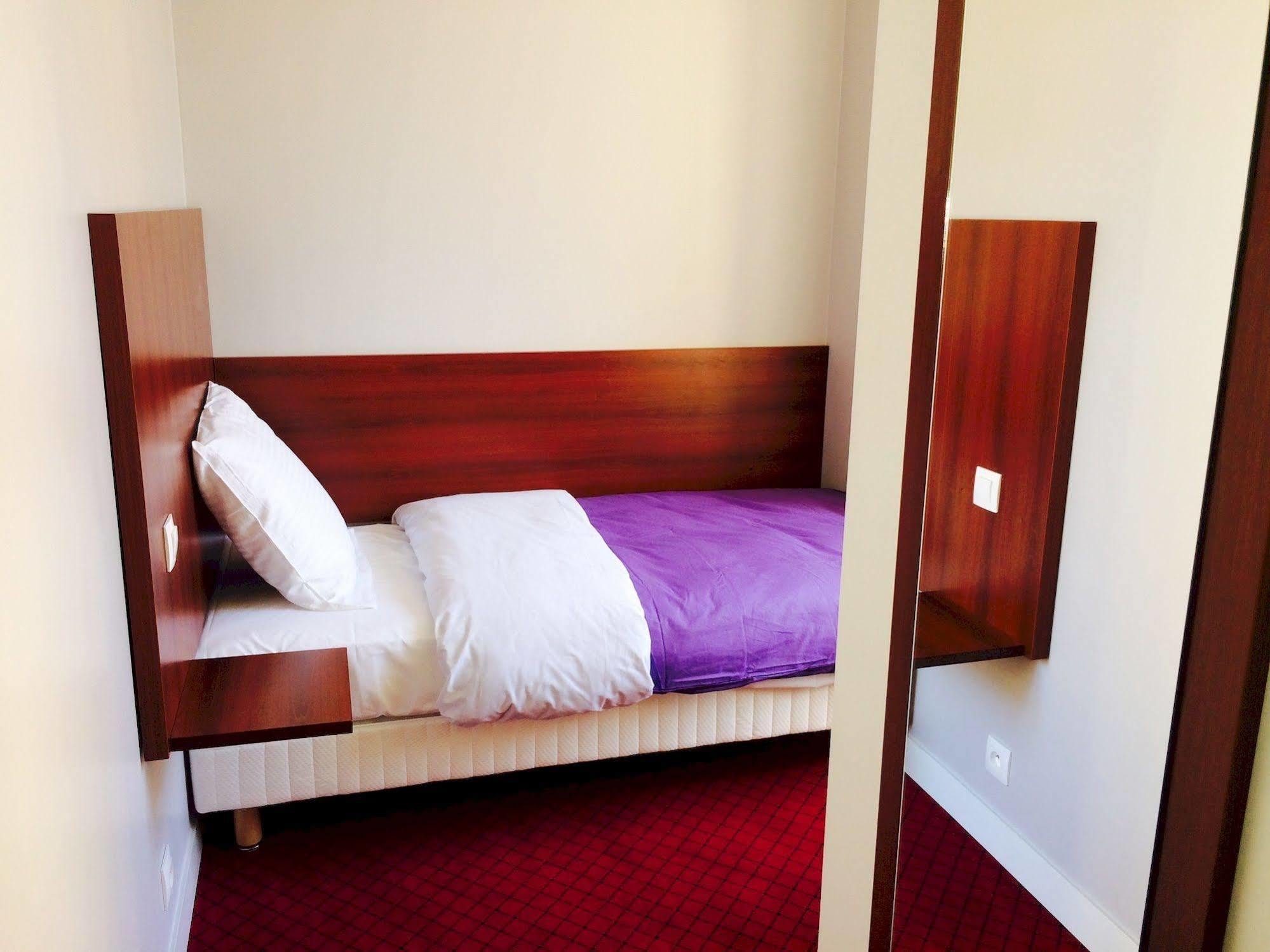 סן-קלוד Hotel Rythme מראה חיצוני תמונה